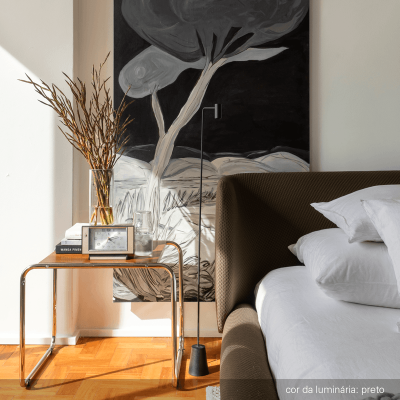 luminaria-less-f-preto-amb-02-descr